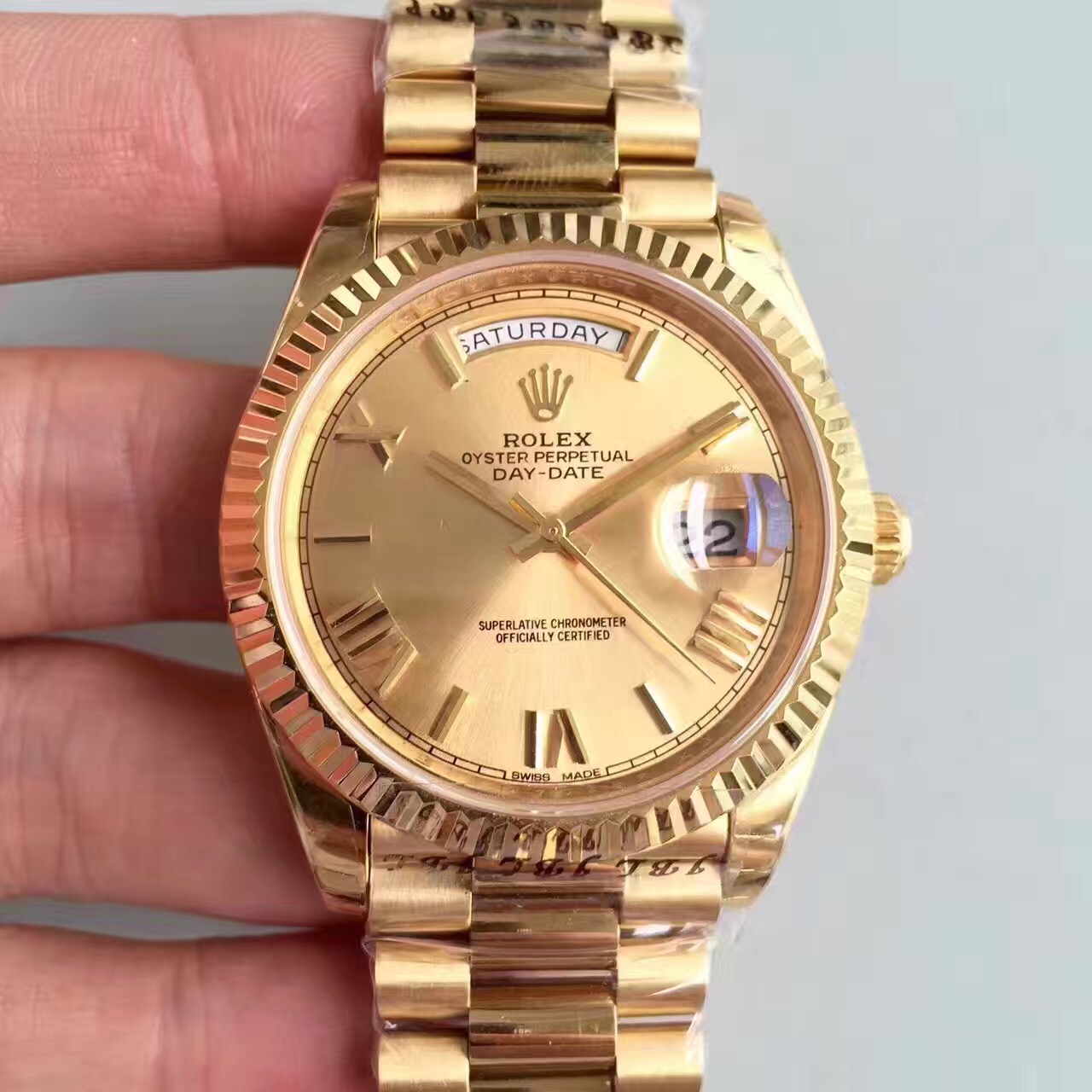 復刻一比一勞力士(Rolex)星期日歴型118238A-83208金錶全自動機械男錶-高仿錶 復刻一比一勞力士(Rolex)星期日歴型118238A-83208金錶全自動機械男錶-高仿錶