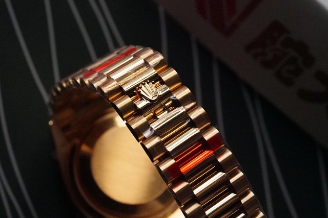 2021EW勞力士星期日誌型18k金綠面機械男士手錶 36毫米一比一復刻-高仿錶