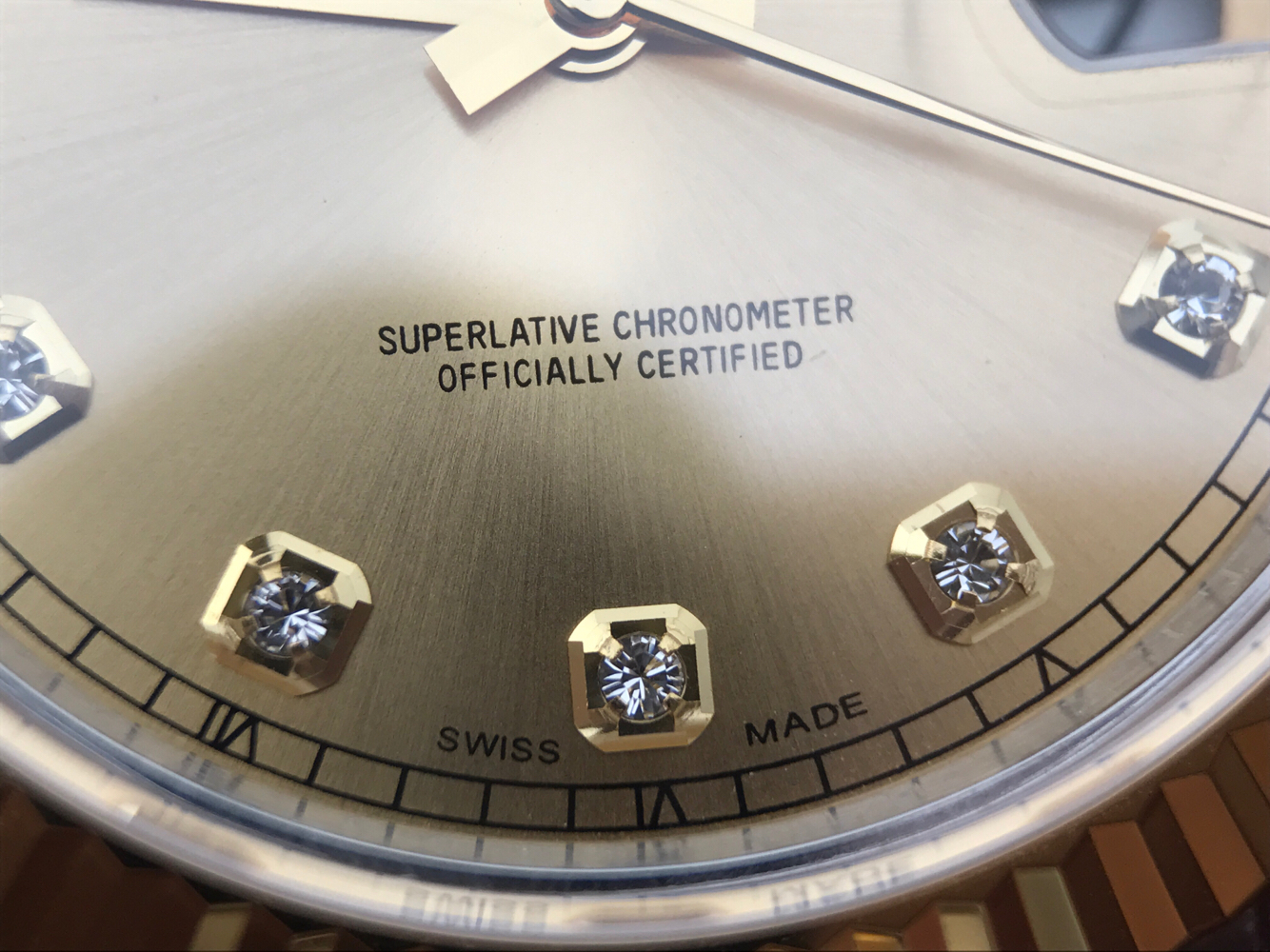 長榮廠復刻勞力士日誌型繫列126333男士機械手錶 18k包金一比一-高仿錶