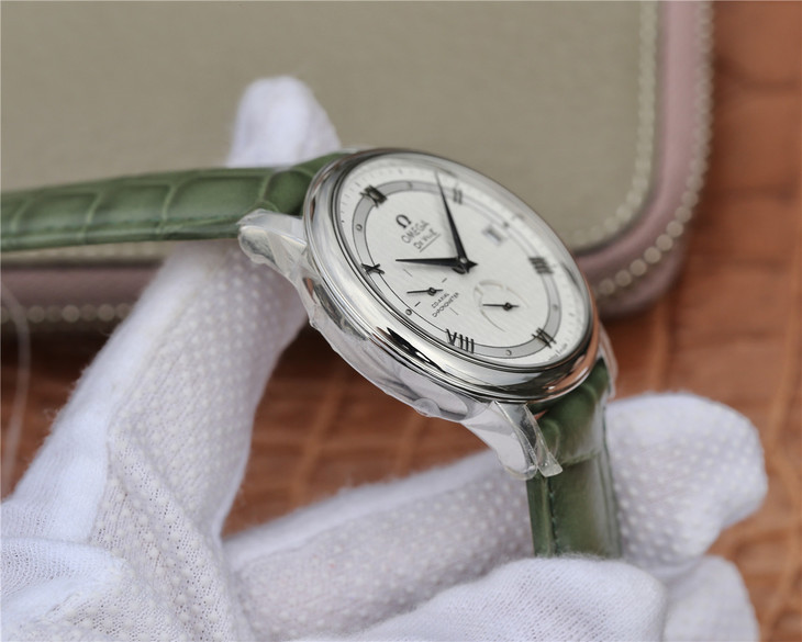 DV歐米茄碟飛 復刻真動顯 長儲能版 正品開模 跟正品一致的功能-高仿錶