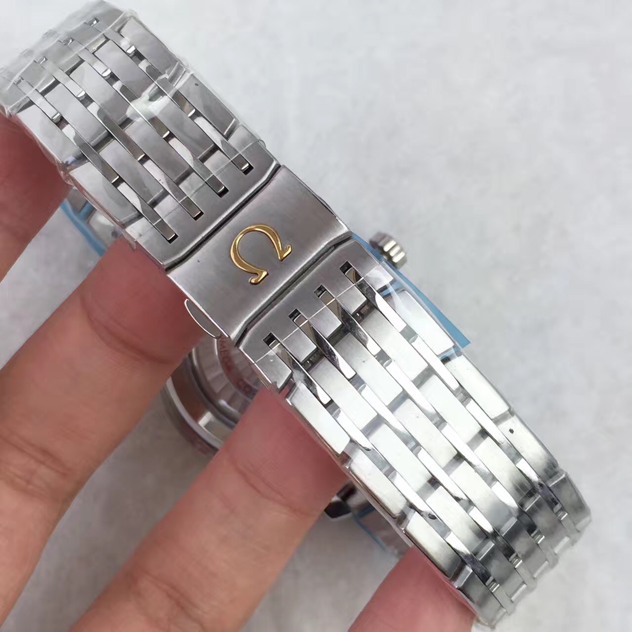 V6廠復刻歐米茄蝶飛繫列431.30.41.21.02.001一比一機械男錶側透-高仿錶