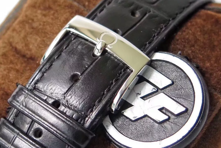 ZF廠歐米茄蝶飛系列424.13.40.21.02.001動能顯示經典白盤皮帶手表-高仿錶