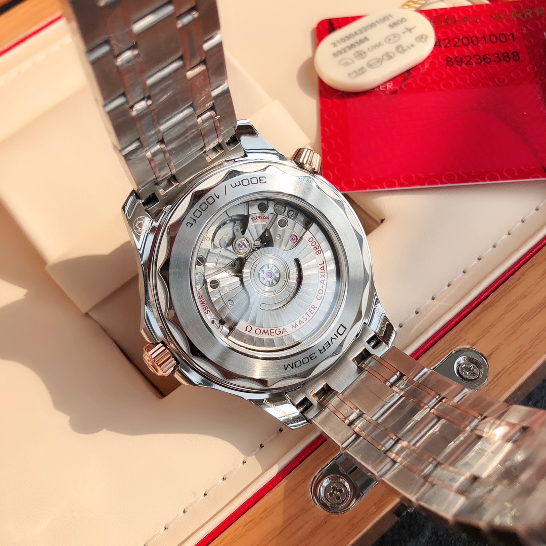 勞力士復刻錶42mm頂級版本潛水錶多重防水旋入式錶冠-高仿錶 勞力士復刻錶42mm頂級版本潛水錶多重防水旋入式錶冠-高仿錶