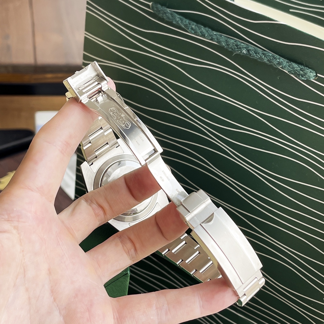 勞力士頂級復刻錶黑水鬼繫列不拆開看機芯外觀看來跟原裝一致-高仿錶