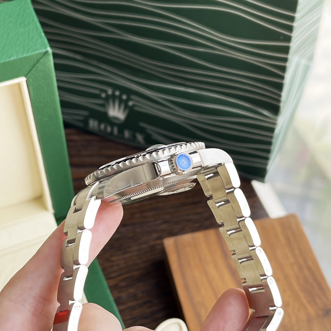 勞力士頂級復刻錶黑水鬼繫列不拆開看機芯外觀看來跟原裝一致-高仿錶