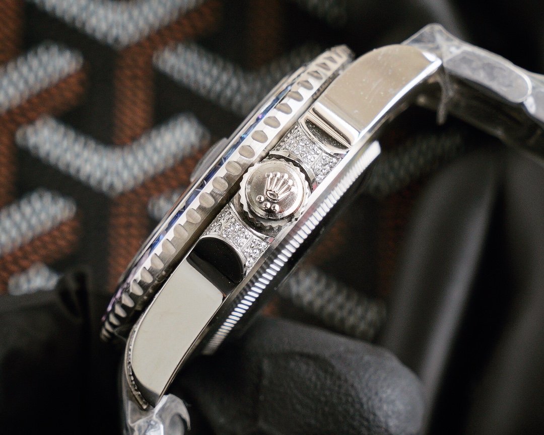 勞力士高仿錶頂級玩物同種材質最閃工藝潛航繫列水鬼作為原型-高仿錶