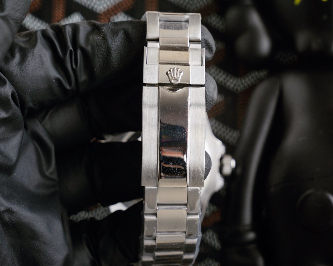 勞力士高仿錶頂級玩物同種材質最閃工藝潛航繫列水鬼作為原型-高仿錶